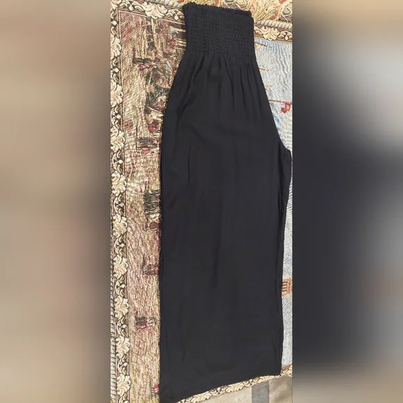 Elegant Black Wide Leg Jumpsuit - Picture 5 of 8